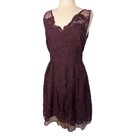 Yoana Baraschi Purple Lace Midi Dress - Picture 2 of 14